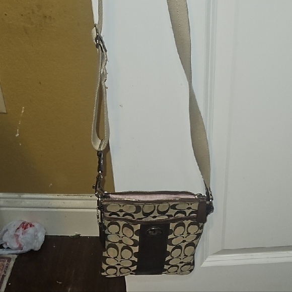 Coach Signature Brown Canvas & Leather Crossbody Bag – Authentic Small Shoulder - Picture 9 of 9